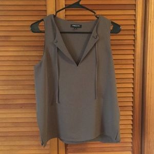 Kenneth Cole Taupe Sleeveless Blouse size small